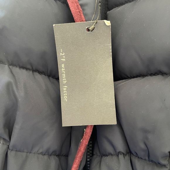 Tommy Hilfiger Puffer Jacket Size M - Picture 4 of 4